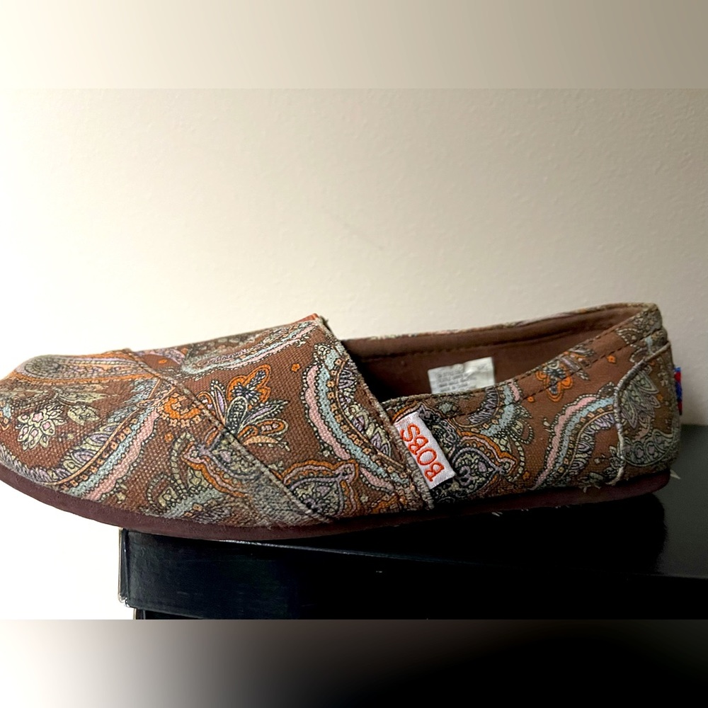 Slip ons/ loafers/ boat shoe
